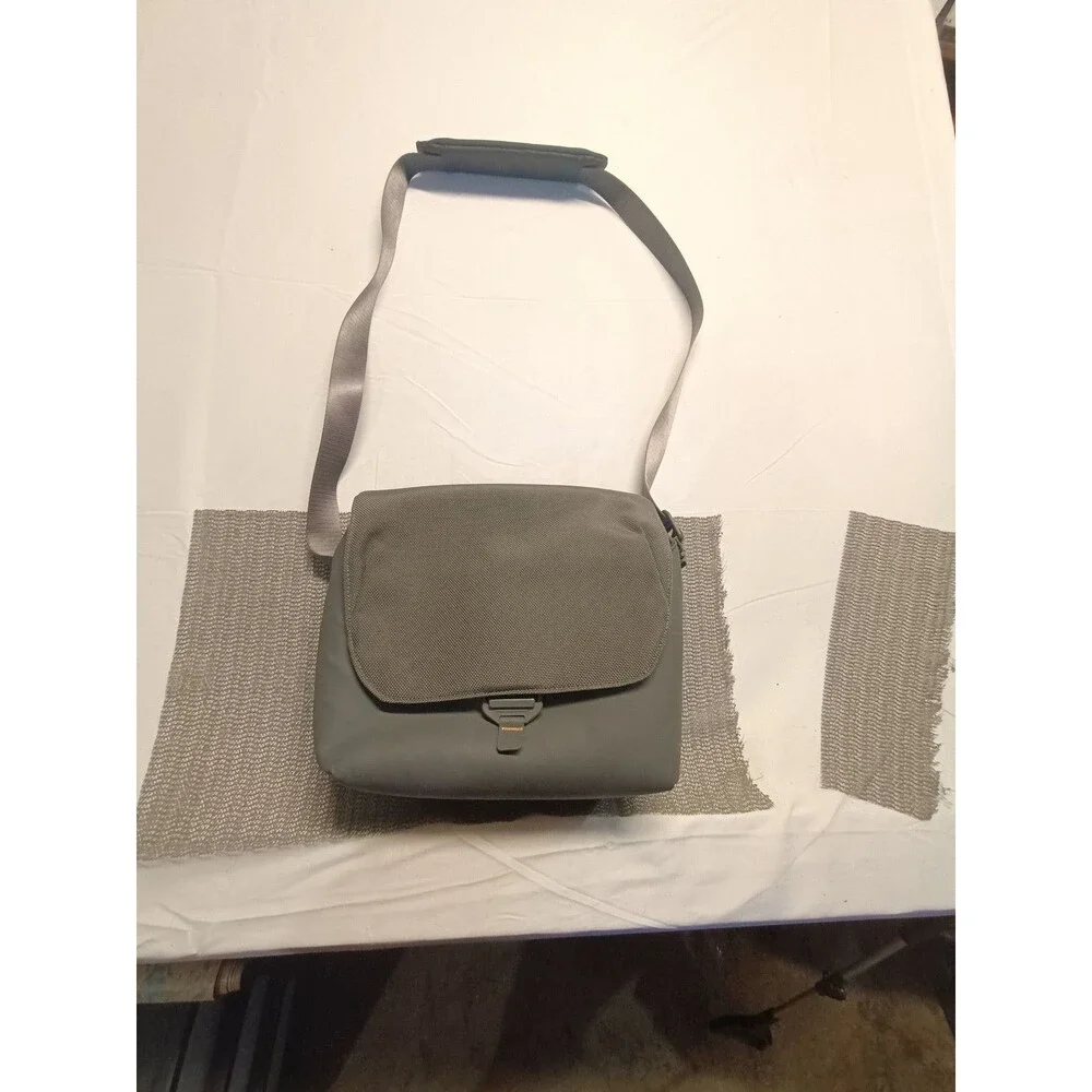 Lowepro Gray Tech Messenger Camera Bag with Adjustable Dividers